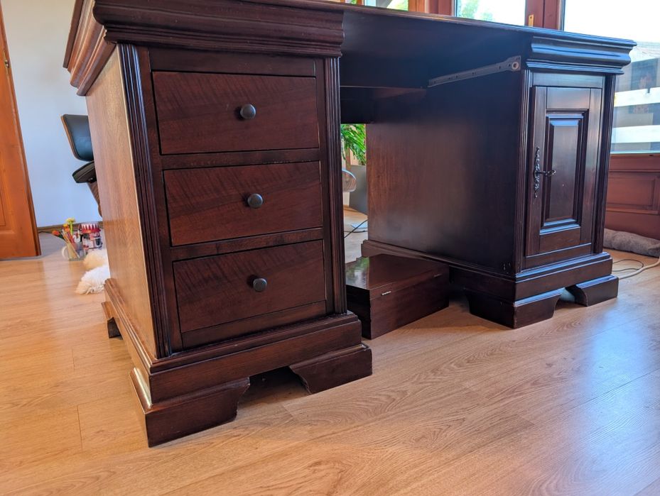 Vând birou directorial Mobexpert solid blat 150/80 cm