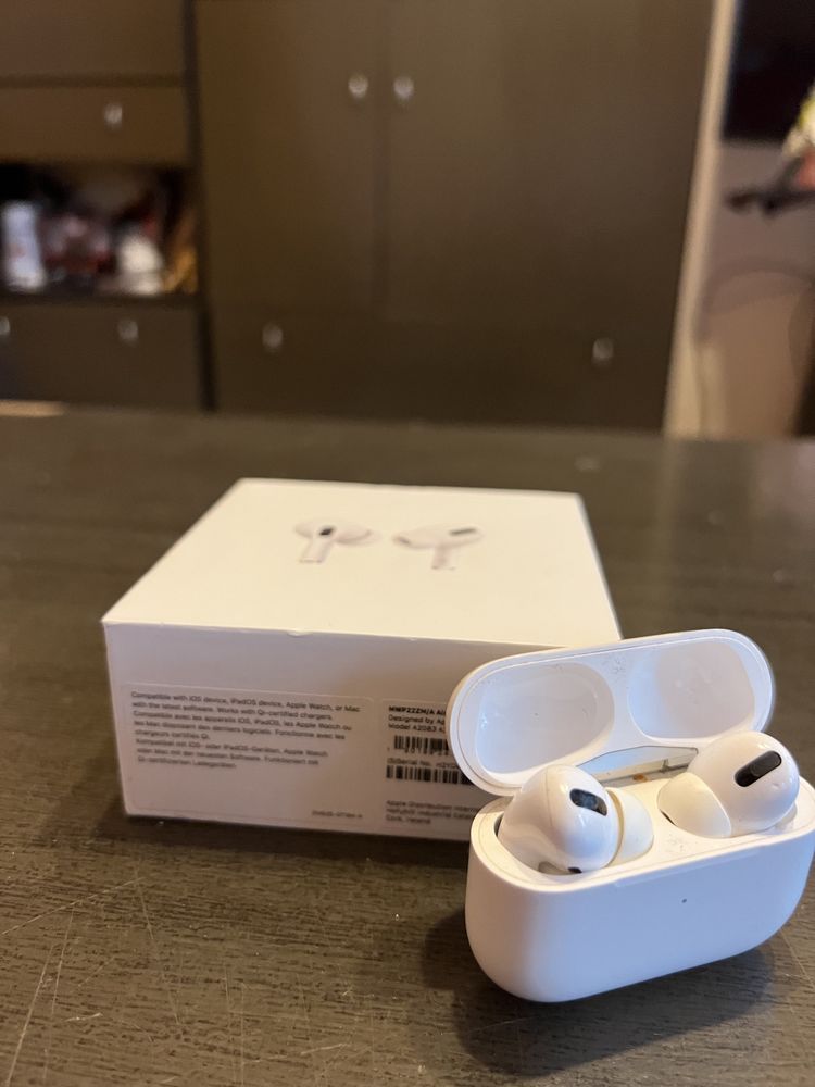 Apple AirPods Pro gen 1