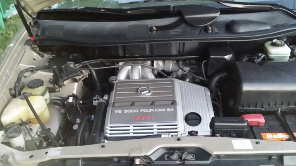 Продаётся Lexus RX300 V6