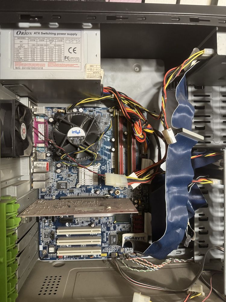 Рабочий компьютер intel pentium, Nvidia geforce 6600.