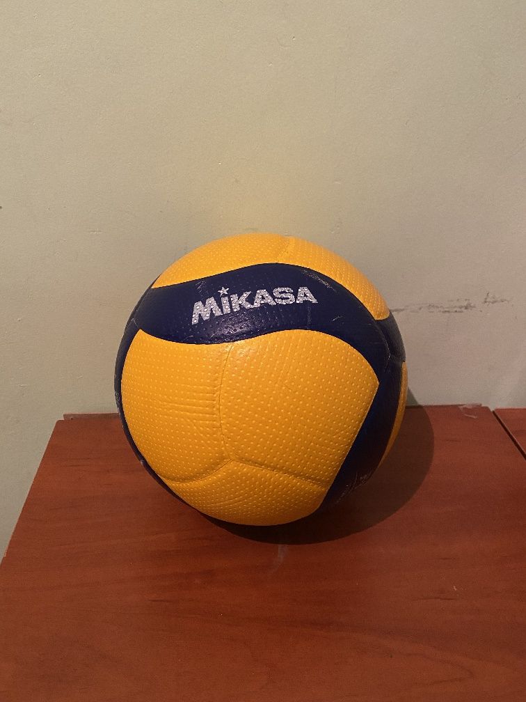 Mikasa V200W волейбол добы