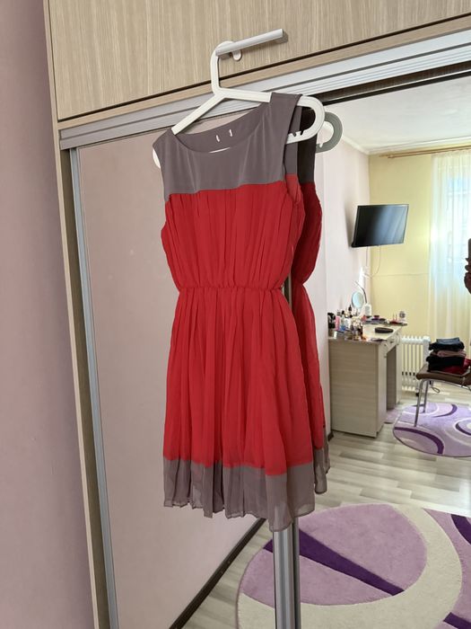 Rochie de zi noua nepurtata