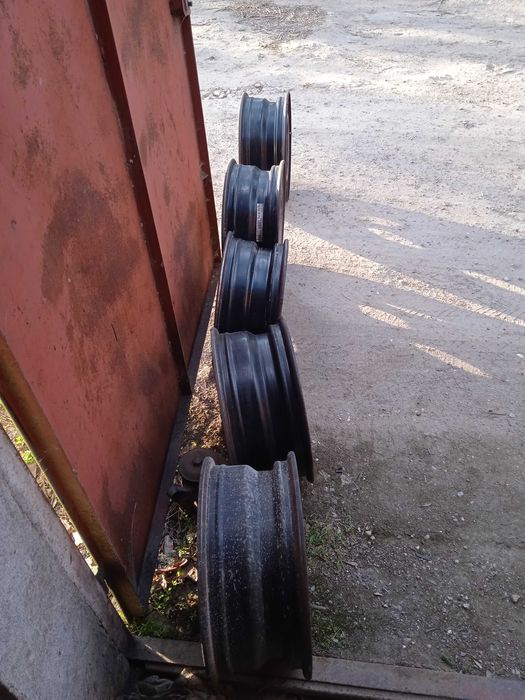 Продавам джанти за ауди 3