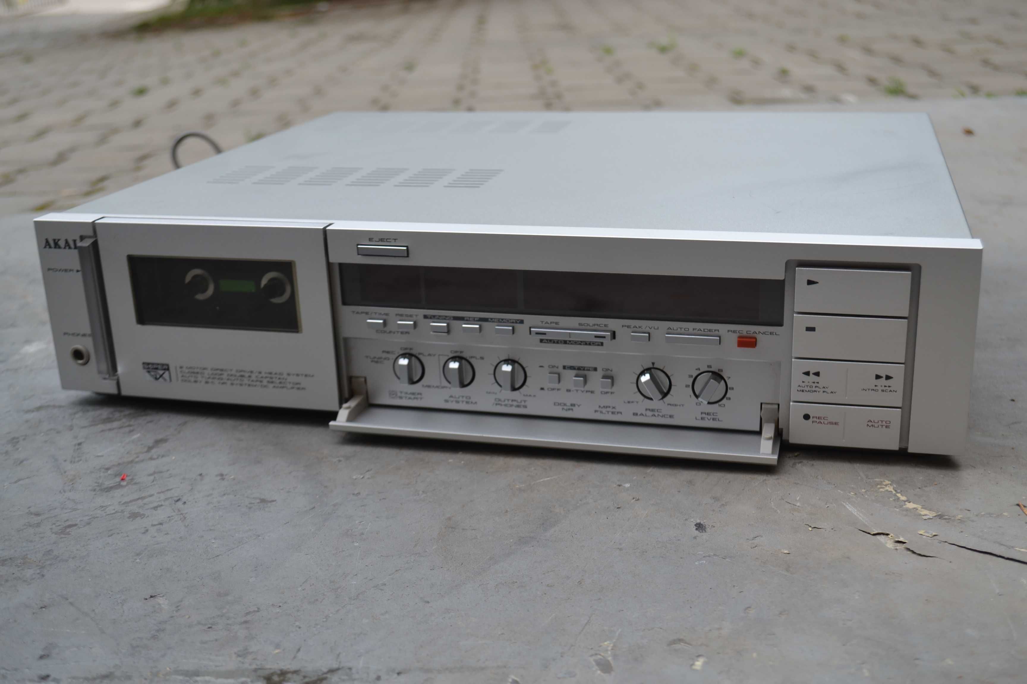 Deck Akai GX F 71 cu prospect si manual de utilizare