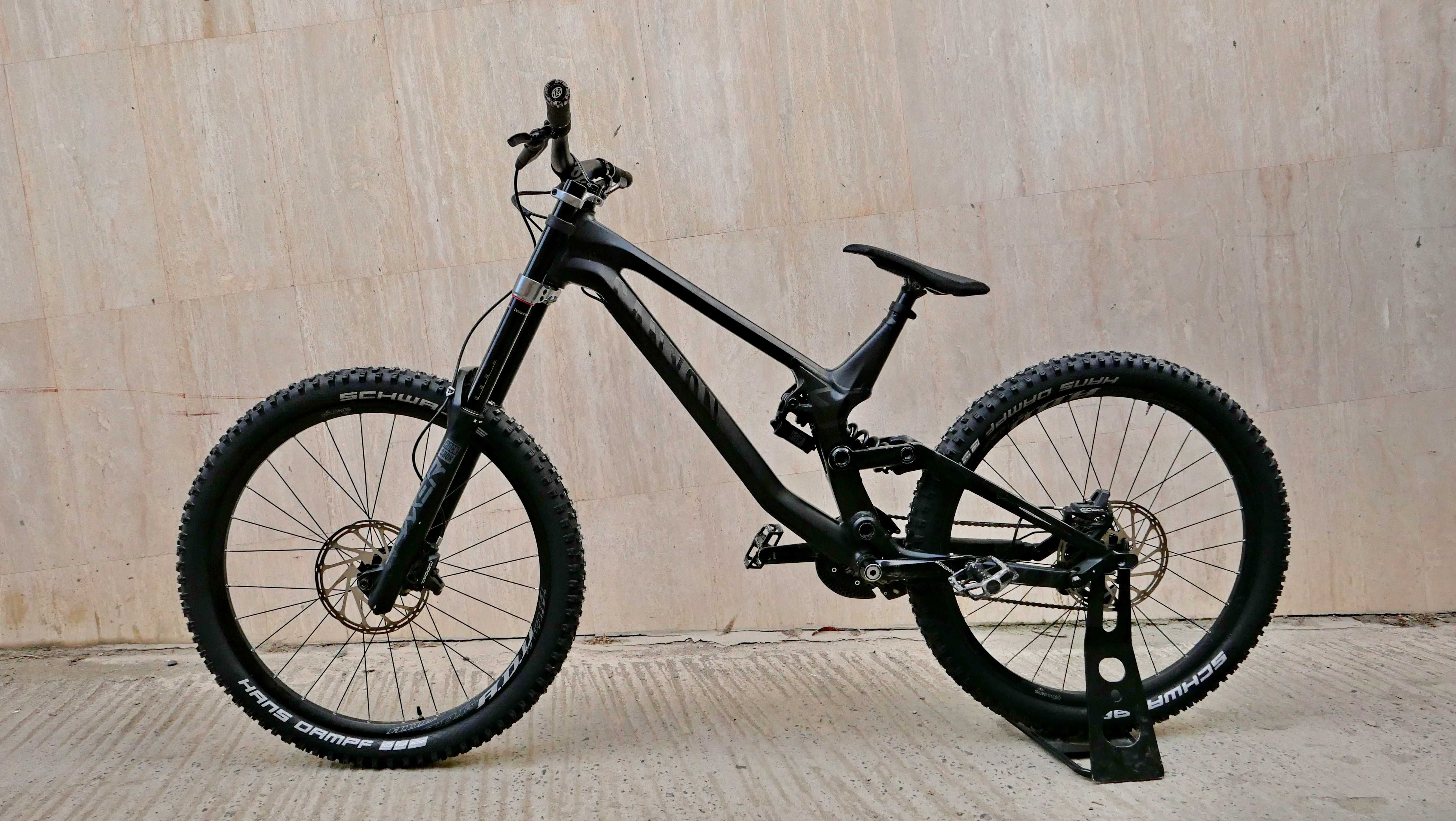 Canyon Sender, 27.5 L, RockShox Boxxer, 200 ход, 1х7 Sram GX