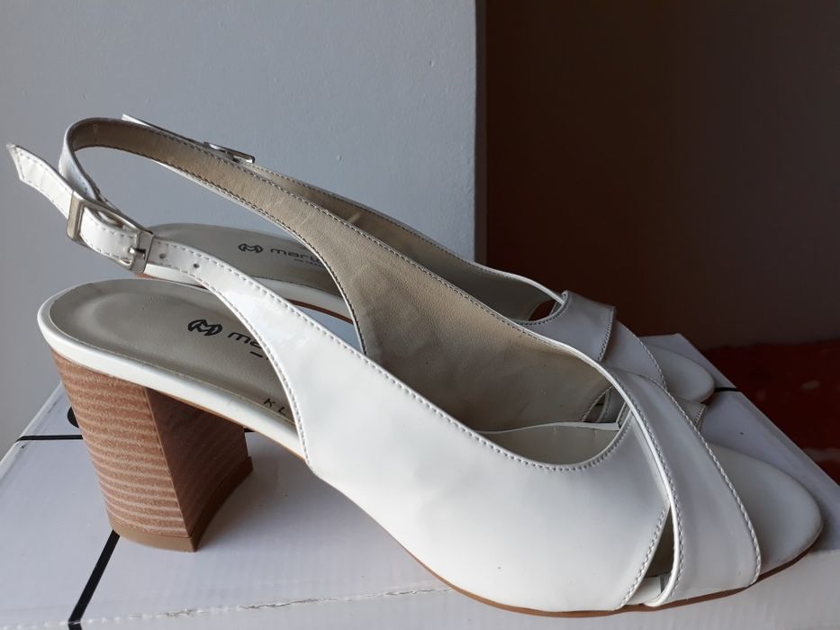 Новая женская обувь