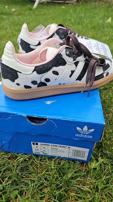 Adidas samba cow print size 37.5 true to size