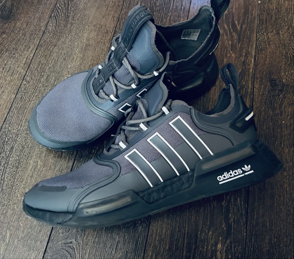 Сникърси Adidas номер 44