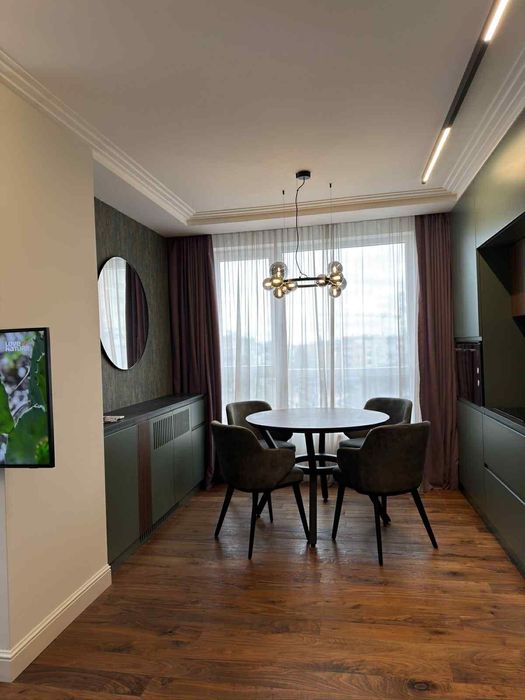 Тристаен апартамент под наем в ж.к. Кръстова вада, 2202230