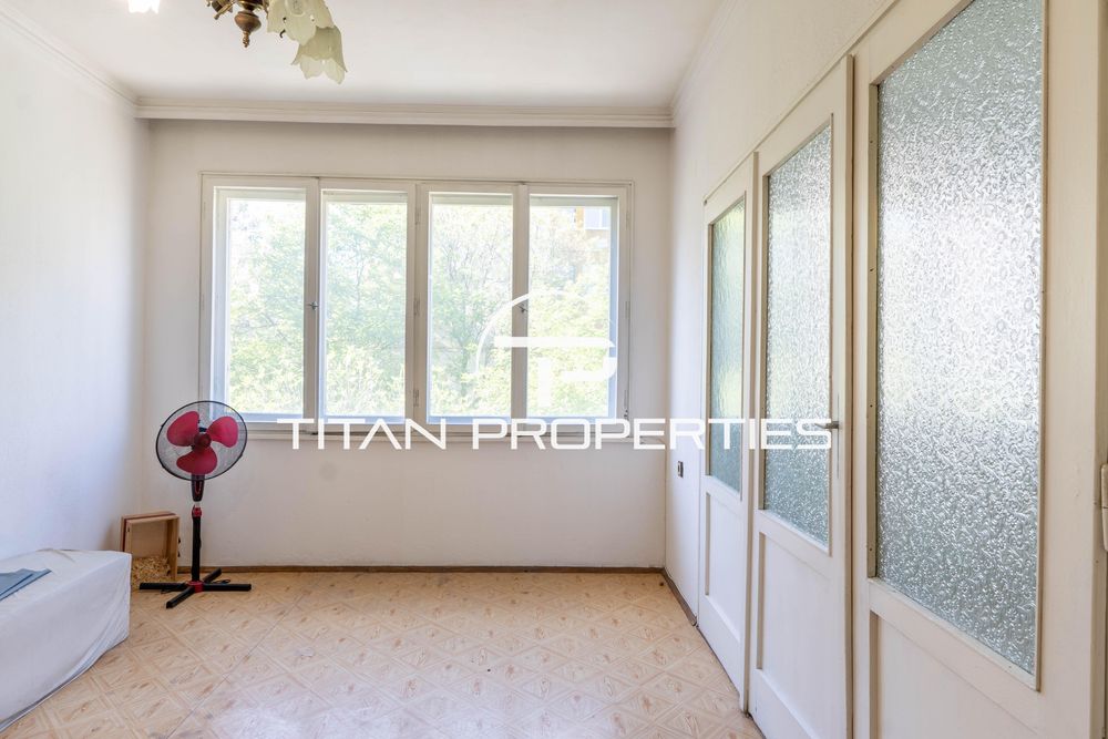 Дава се под наем Многостаен апартамент в Пловдив, Кючук Париж - 105 кв.м за 250 € - Снимка #3