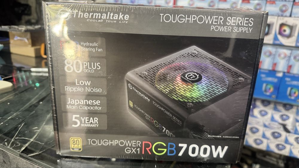 Thermaltake 700W rgb