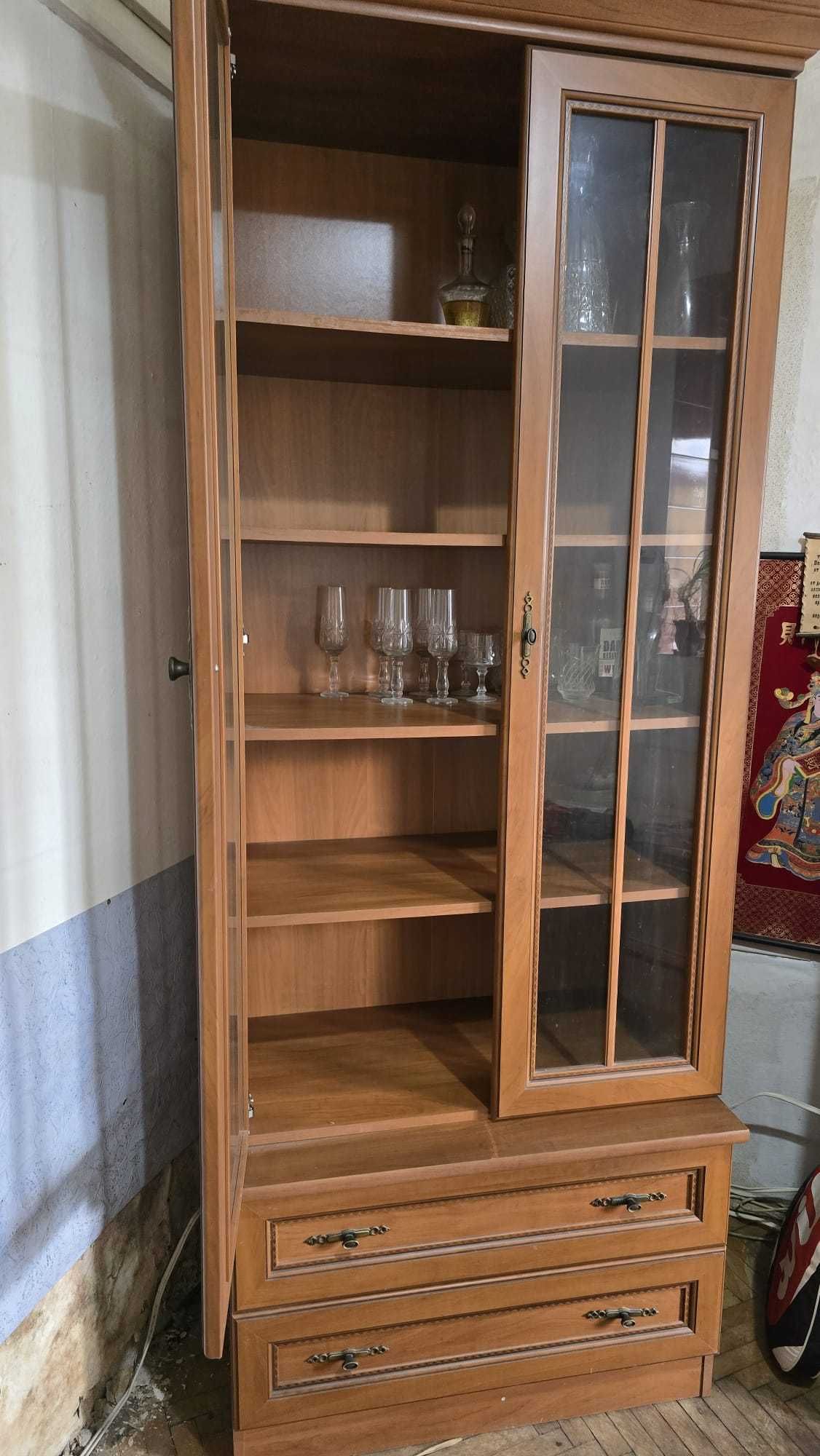 Продавам мебели !