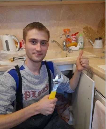 Услуги сантехника, монтаж труб, установка раковины