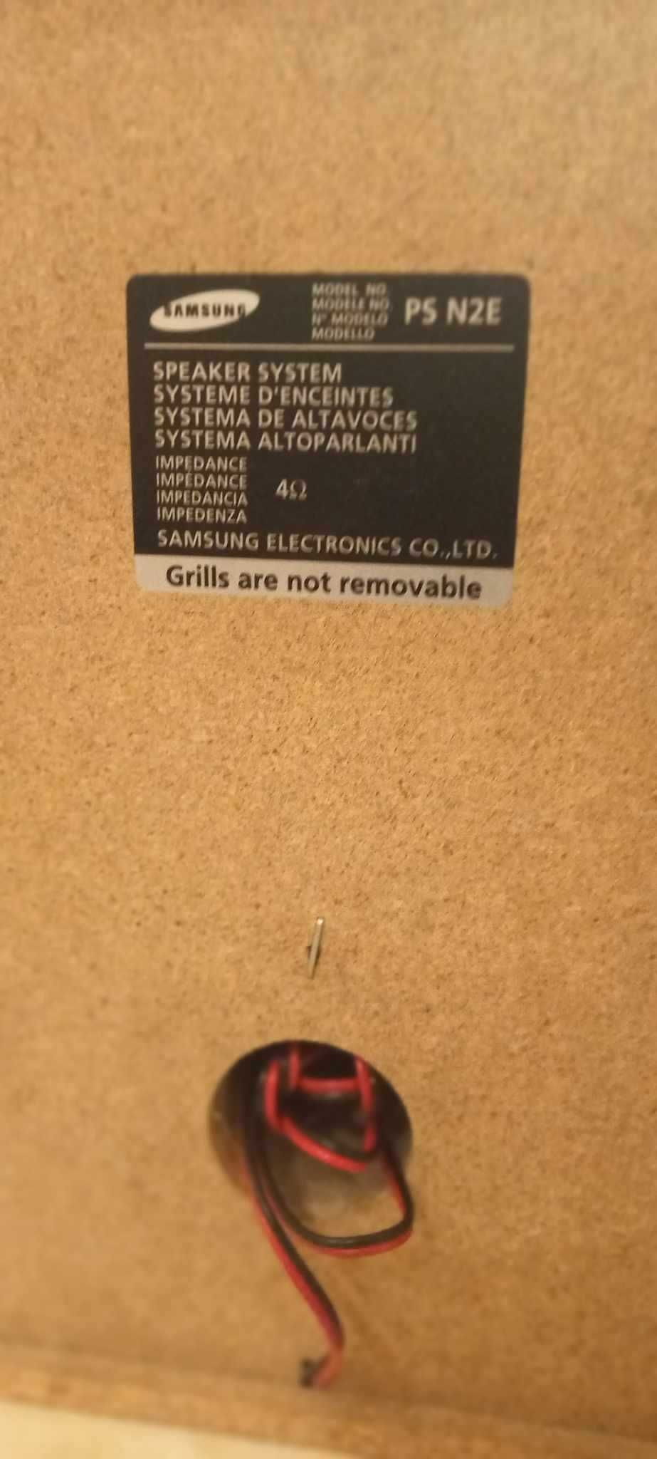 Samsung Стерео уредба CD, касетофон и радио с две тонколони