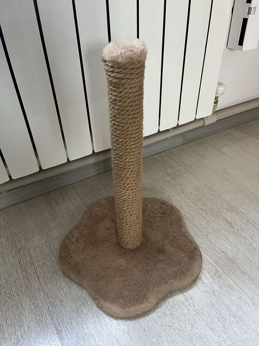 Продам когтеточку доя кошек. Цена 2000 тг.