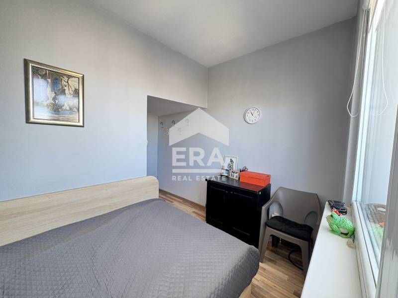 Продава се Двустаен апартамент в Варна, Младост 2 - 59 кв.м за 2795 €/кв.м - Снимка #7