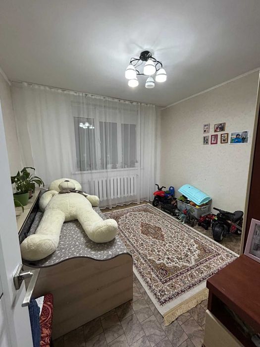 Продам уютную не угловую квартиру