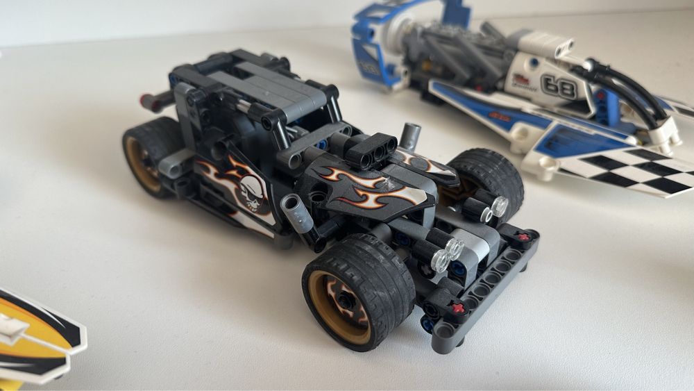 Lego technic сглобени сетове