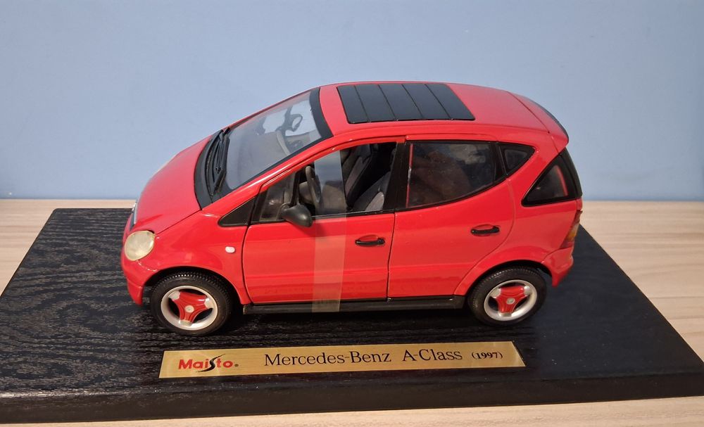 Mercedes-benz A class 1:18 Maisto