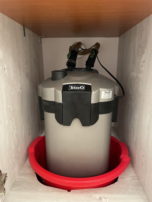 Acvariu cu capacitatea de 350L