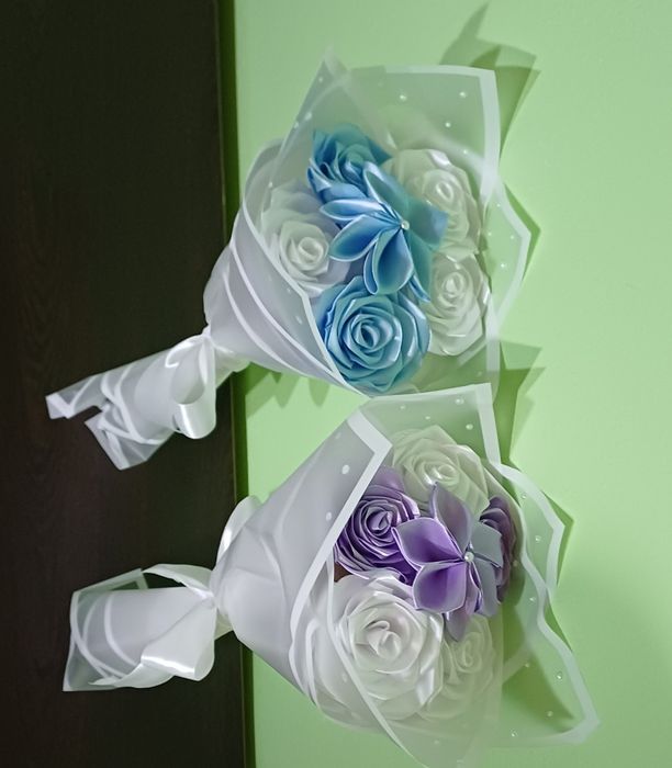 Ще изработя ръчно изработени цветя във всеки цвят, който пожелаете,