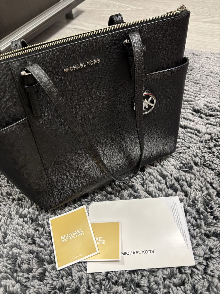 Geanta Michael Kors Jet Set