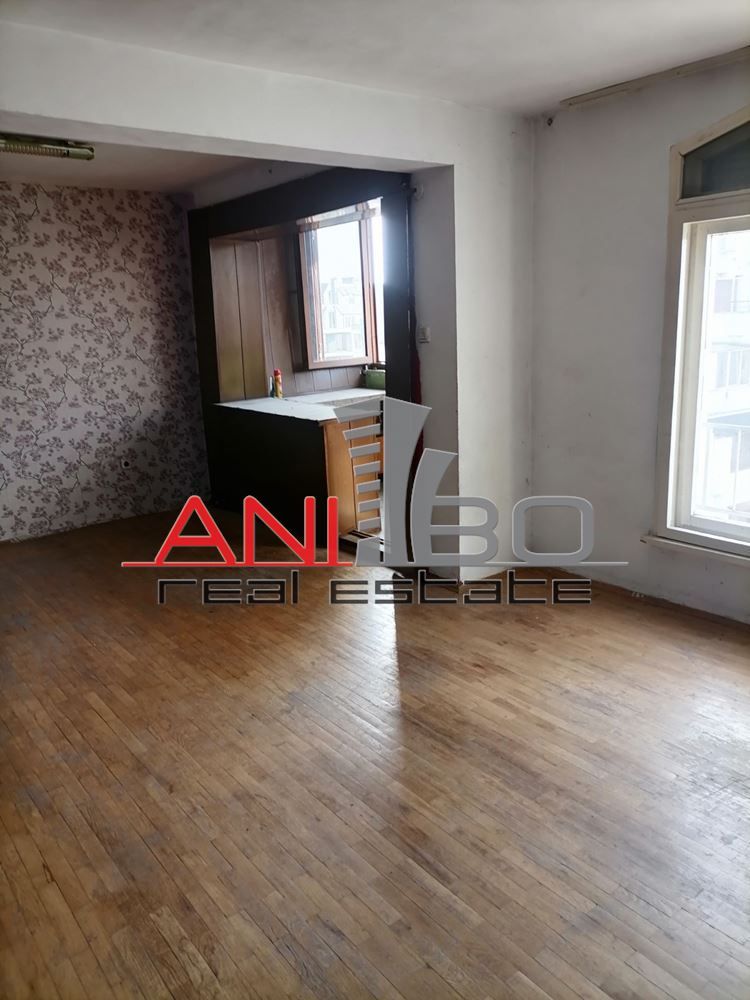 Продава се Двустаен апартамент в Варна, Зимно кино Тракия - 64 кв.м за 1969 €/кв.м - Снимка #9
