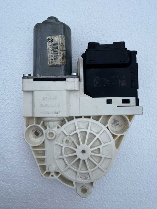 Modul/Motoras Usa VW (3C0959795B/ 3C8959703C, 3C8839461K)