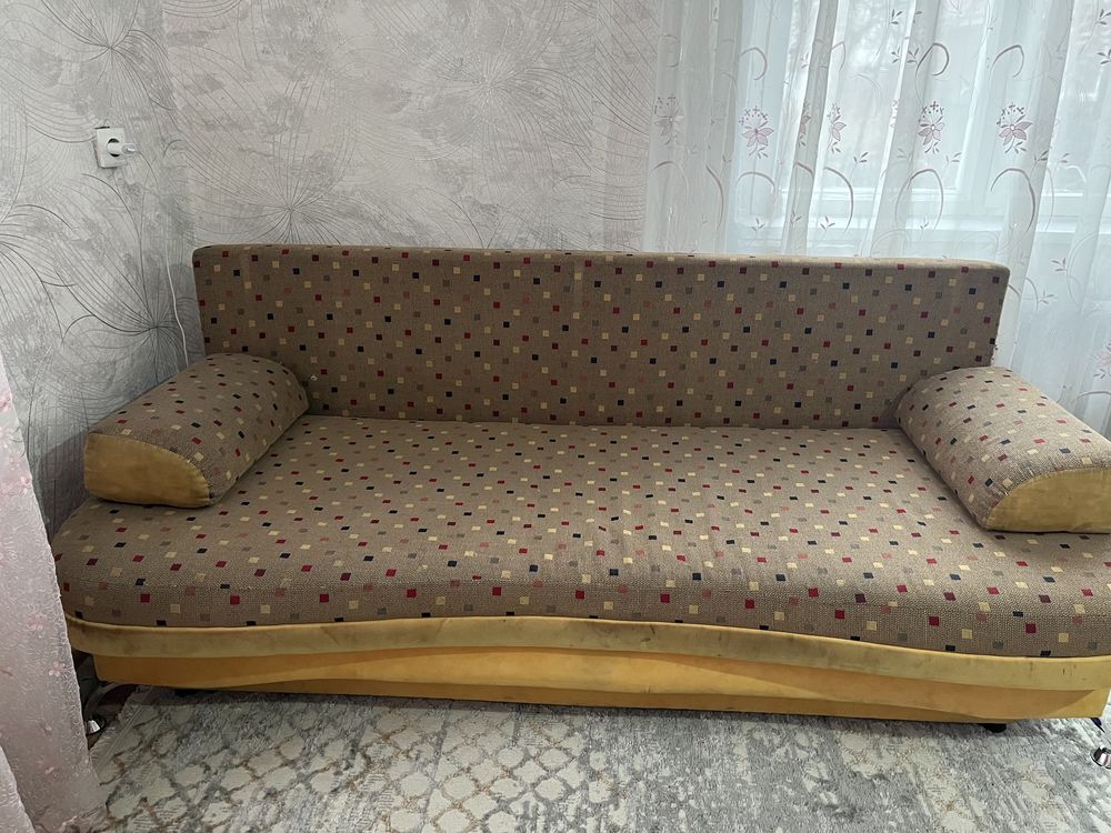 Продам диван тахту