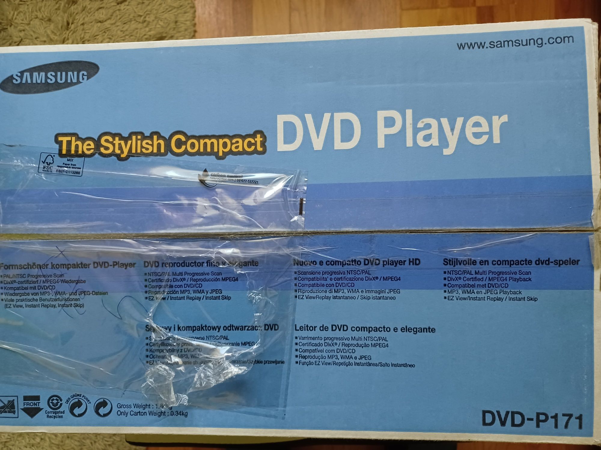Se vinde DVD Player-P171.