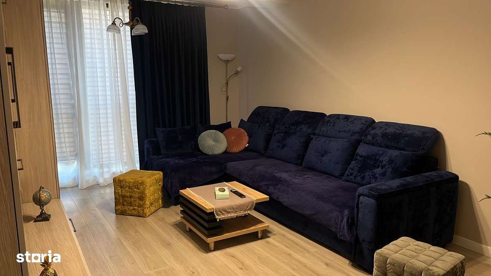 Vând apartament 2 camere decomandat utilat cu loc de parcare inclus