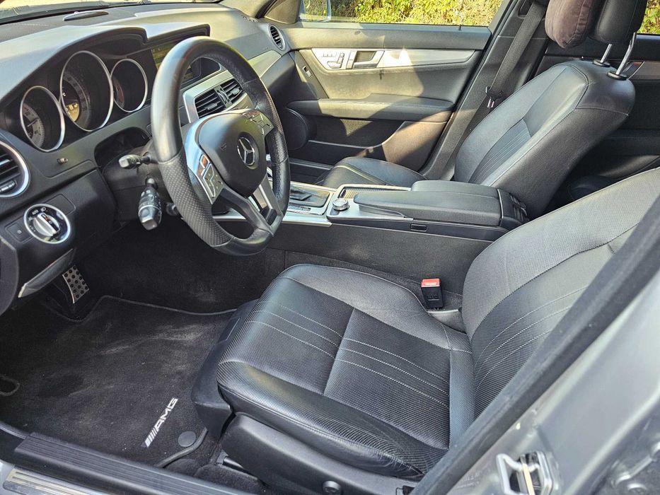 Mercedes C300 CDI 4Matic/7G Tronic Plus/AMG/Distronic/Подгр./Обдухв.