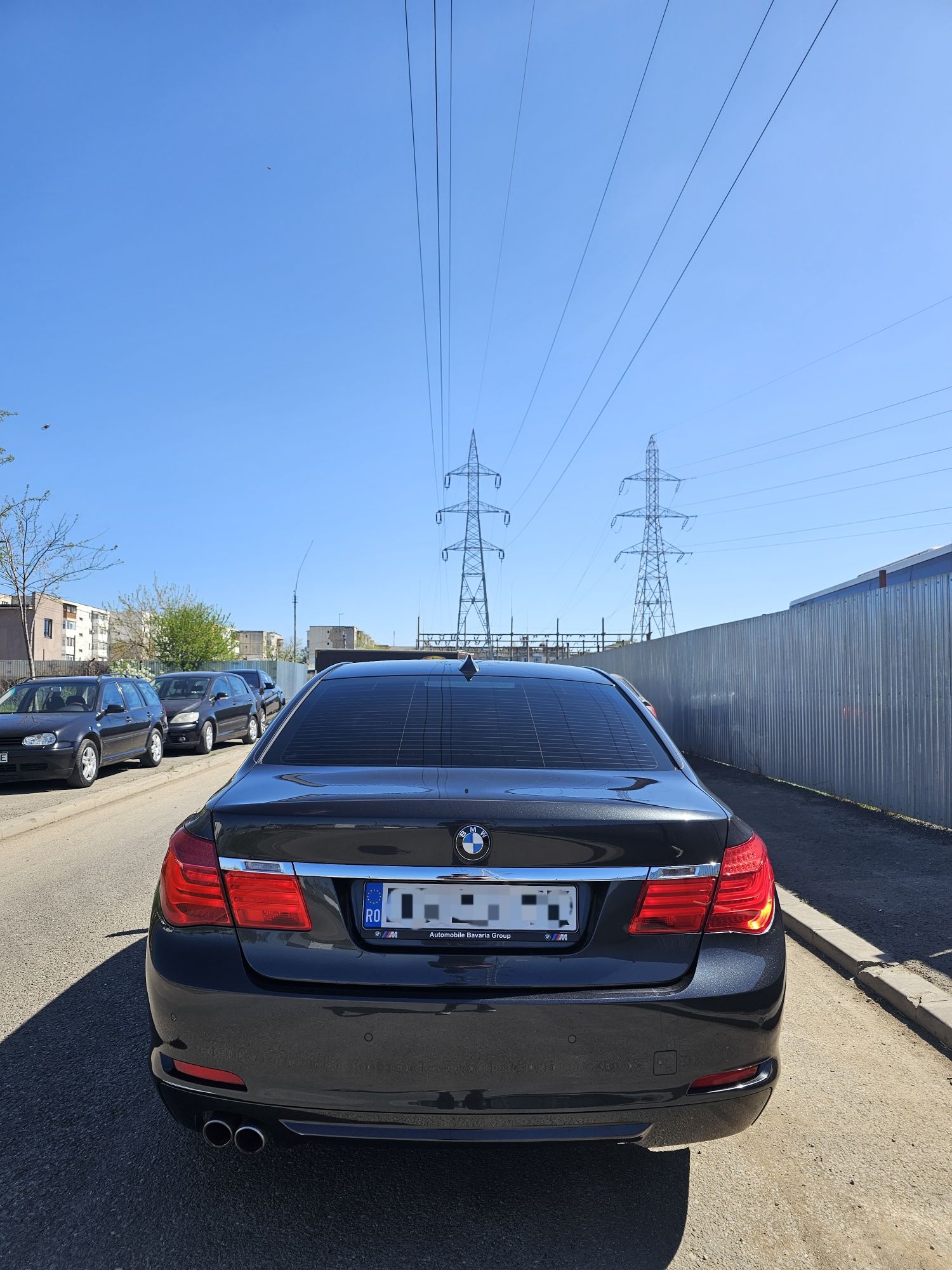 #BMW F01 730D // 2010 // 3 butoane