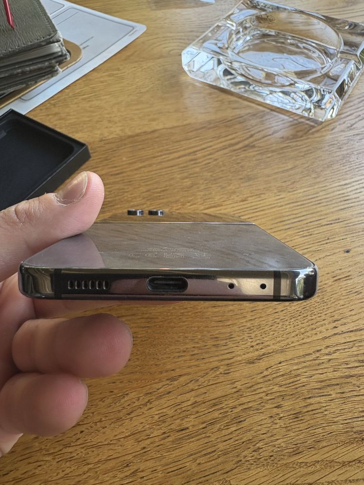 Samsung Galaxy Z flip 5 с гаранция за части