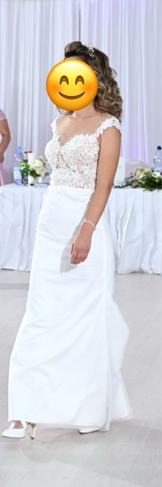 Vand Rochie mireasa pe comanda