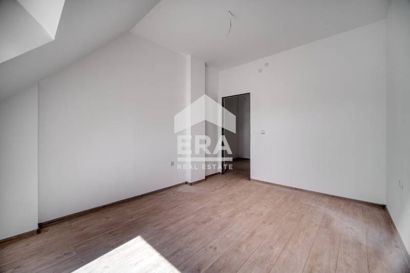 Продава се Тристаен апартамент в Варна, Победа - 114 кв.м за 1711 €/кв.м - Снимка #8