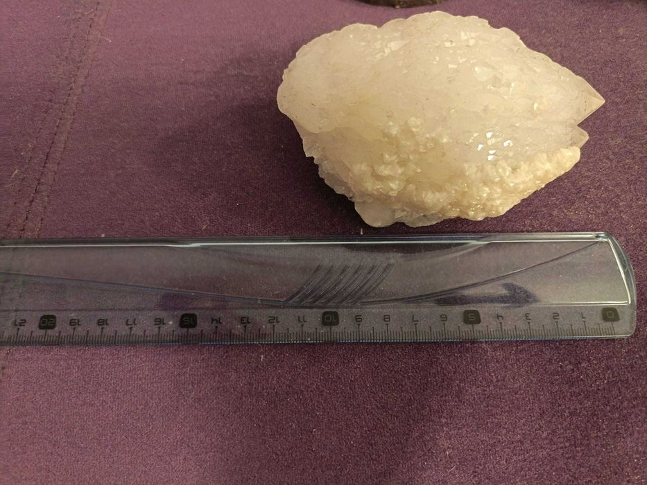 Cristale Naturale pentru Colecționari și Echilibru Energetic