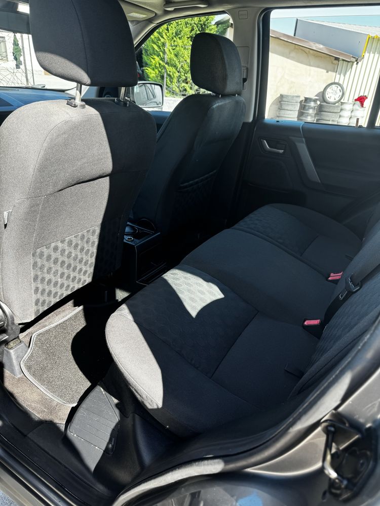 Land Rover Freelander 2