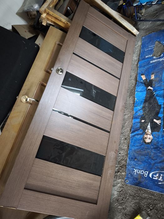 Продам двери межкомнатные