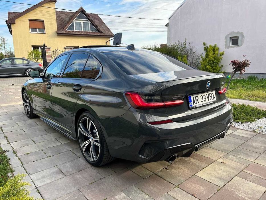 BMW 330e M-Pachet Individual // Dotari de exceptie // TVA deductibil