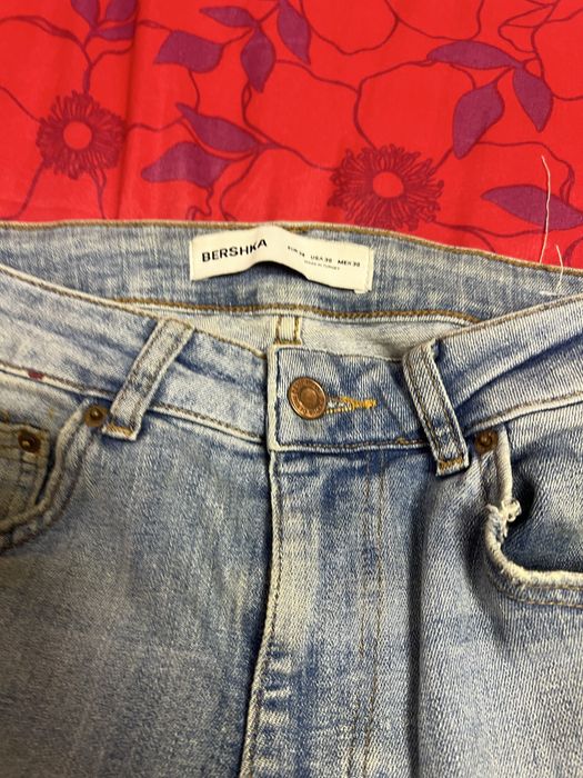 vand blugi skinny bershka