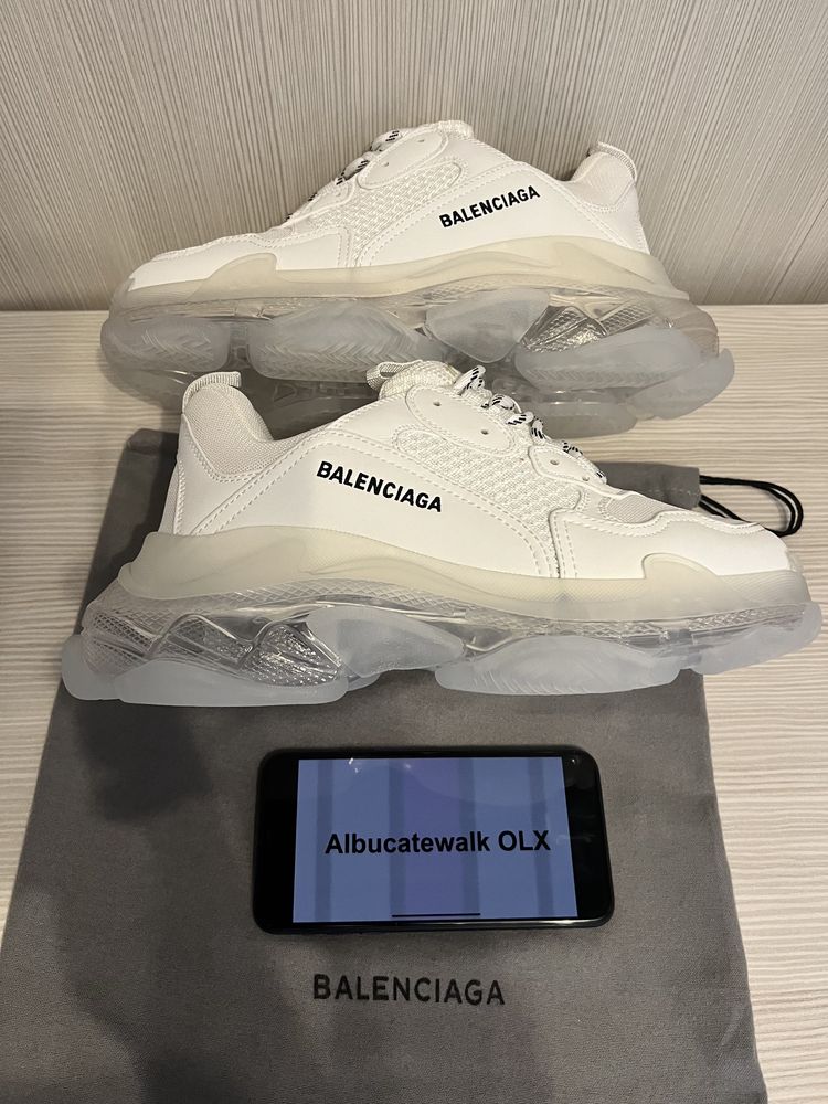 Balenciaga 40 tripleS original