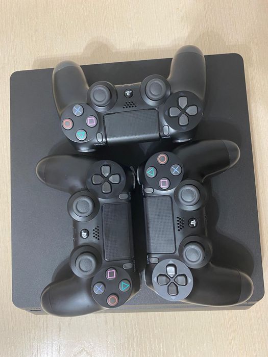 Продам playstation 4