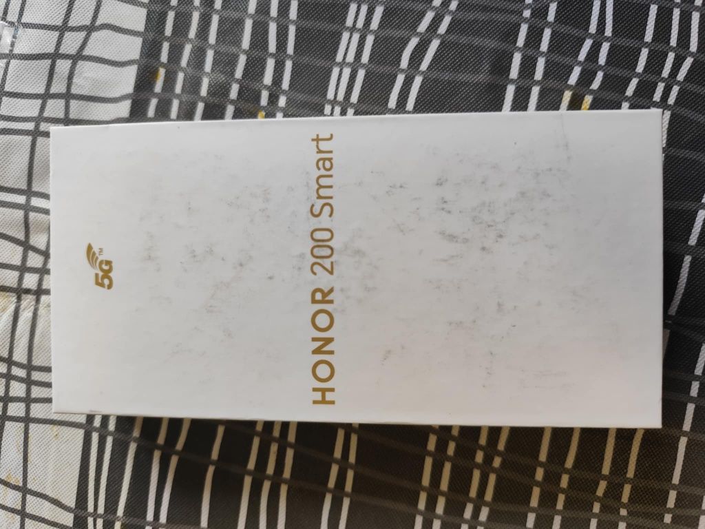 HONOR 200smart. Чисто нов!