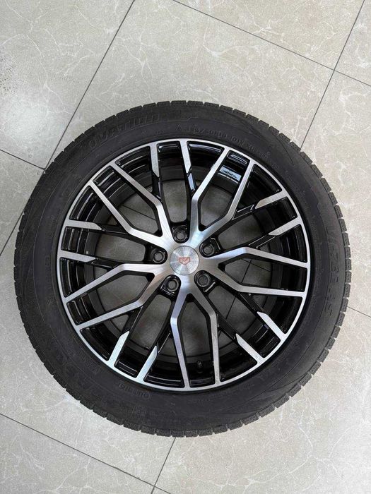 Шины с дисками Комплект