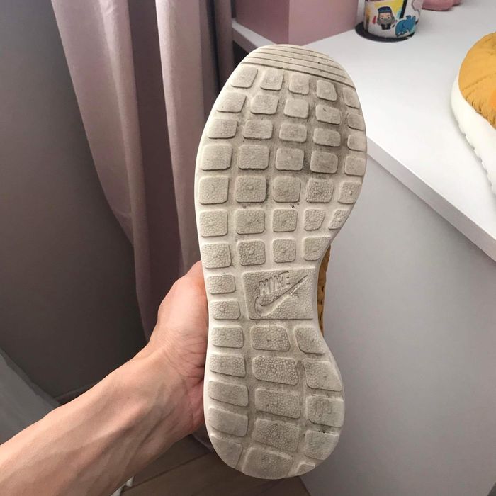 Маратонки Nike номер 38.5