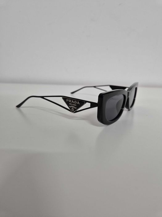Ochelari de soare Prada Negru/Alb