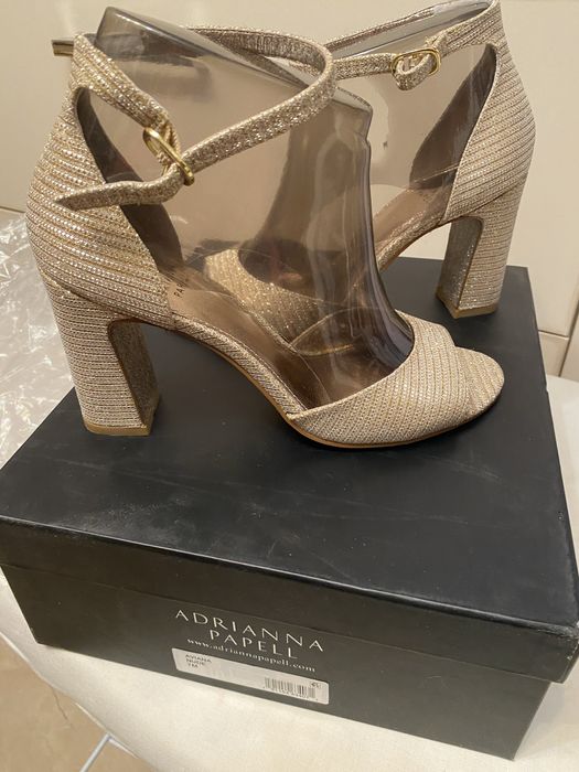 Sandale  NOI deosebite