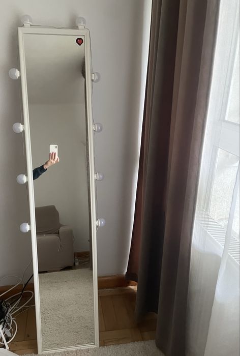 Vand oglinda ! 150cm inălțime 30 lățime cu 3 moduri diferite de lumini