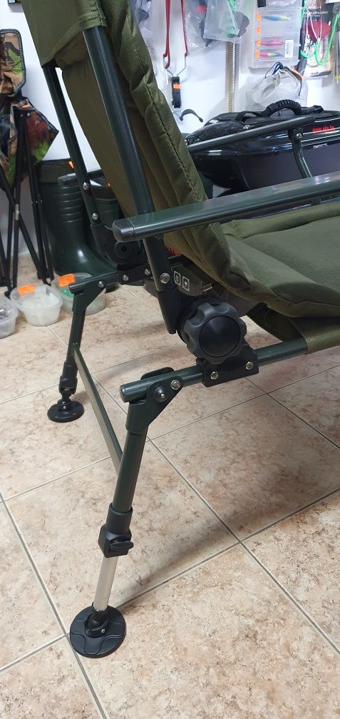 ТОП ПРОМО ЦЕНА! Стол за риболов CARP EXPERT до 150кг.